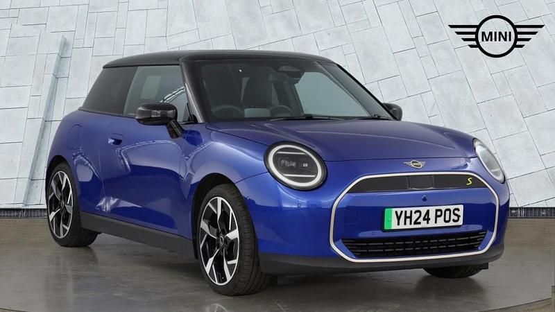Blue Used 2024 Mini Cooper SE Hatch Hatchback | £31,000 - Image 1/4