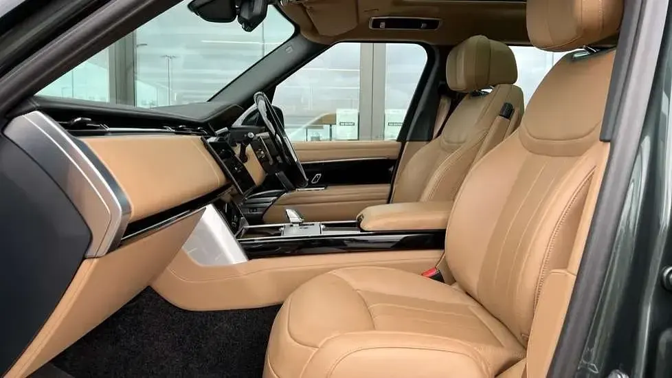 Used Land Rover Range Rover Autobiography 400 HP (294 kW) 2024 Green SUV