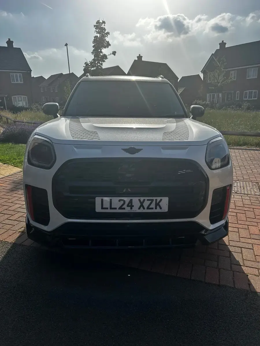 Used Mini John Cooper Works 306 HP (225 kW) 2024 White Hatchback