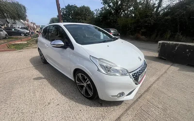 Used Peugeot 208 GTi 200 HP (147 kW) 2013 Hatchback