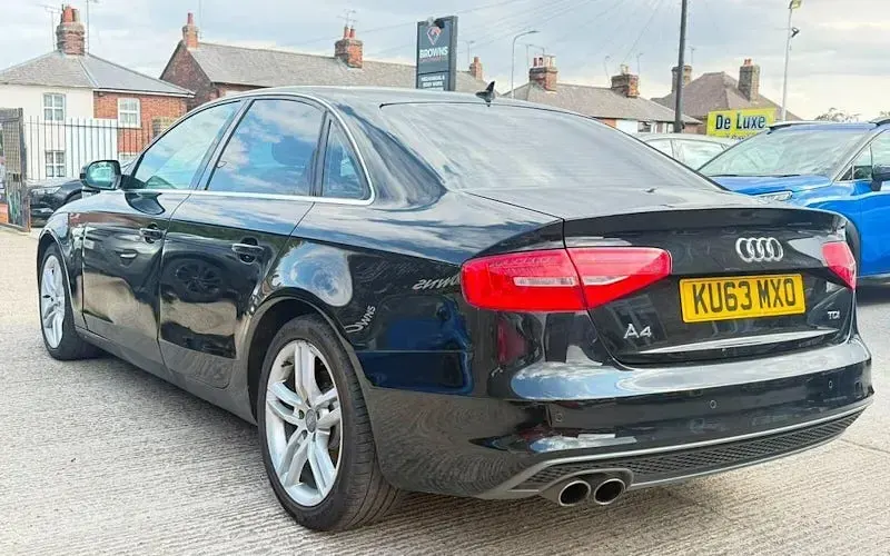 Used Audi A4 S-Line 150 HP (110 kW) 2015 Sedan