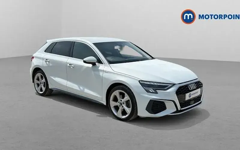Used Audi A3 Sportback e-tron S-Line 204 HP (150 kW) 2024 Hatchback