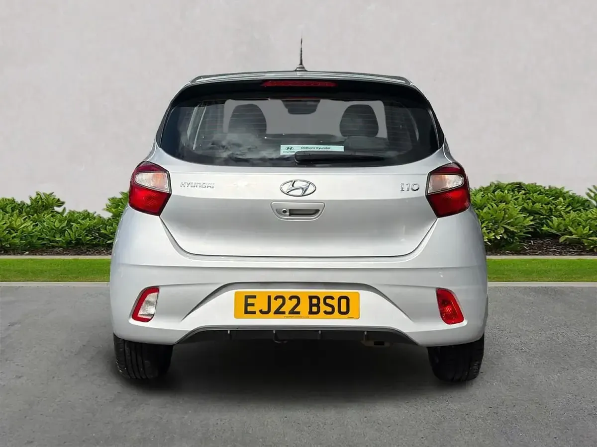 Used Hyundai i10 SE 2022 Silver Hatchback