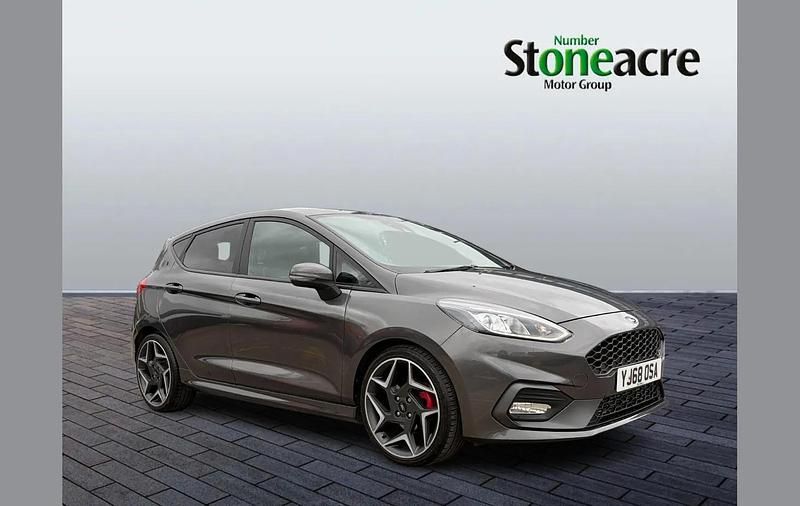 Used Ford Fiesta ST 200 HP (147 kW) 2018 Grey Hatchback
