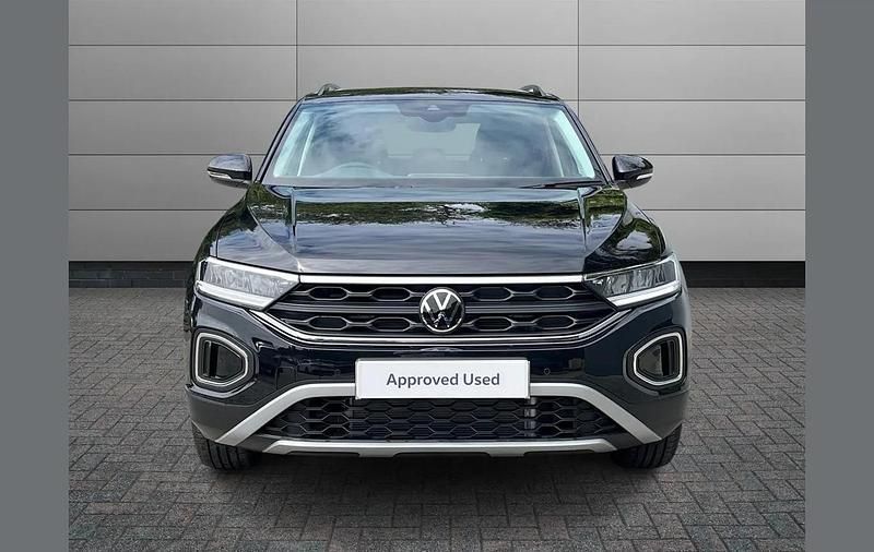 New VW T-Roc Match 150 HP (110 kW) 2025 Black SUV