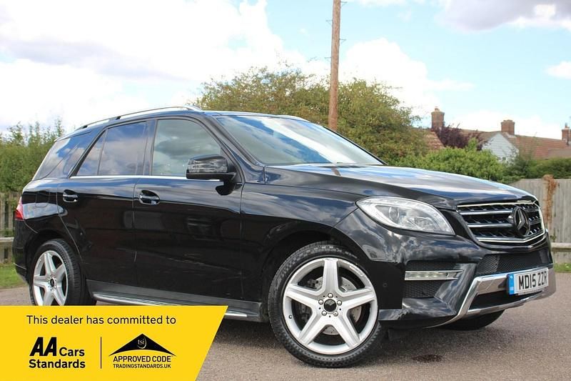 Black Used 2015 Mercedes ML250 AMG line SUV | £13,990 (Fair price) - Image 1/4