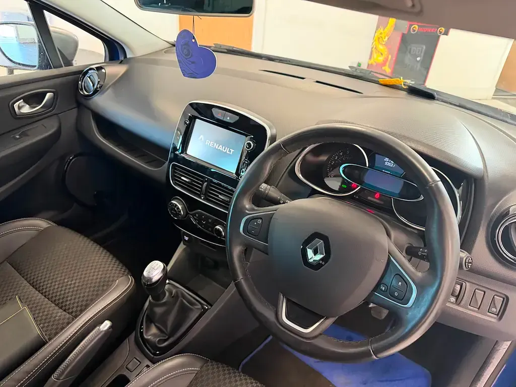 Used Renault Clio GT-Line 2018 Blue Hatchback