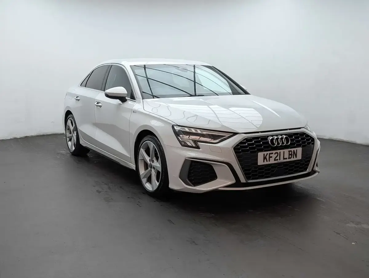 Used Audi A3 S-Line 150 HP (110 kW) 2021 White Sedan