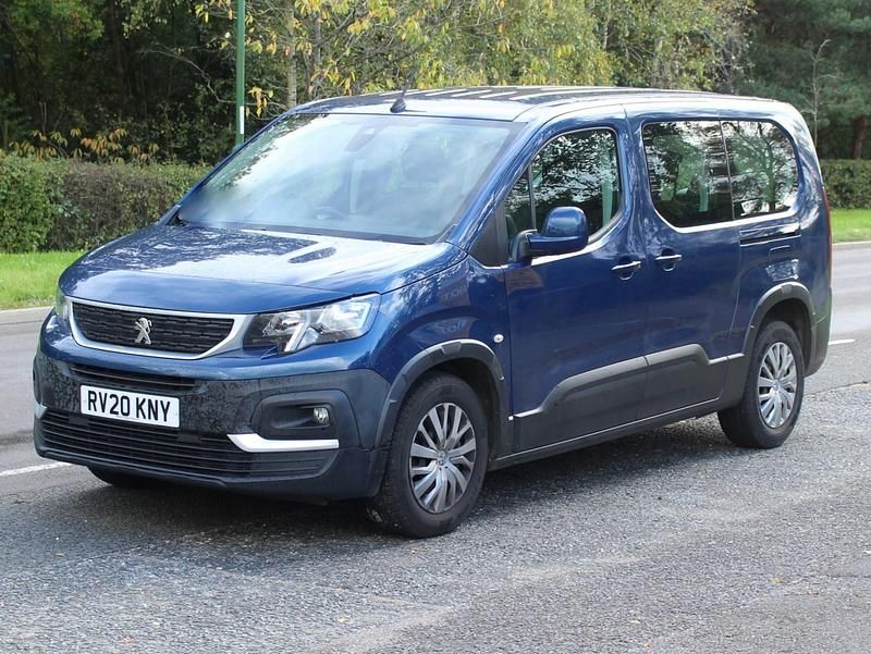 Blue Used 2020 Peugeot Rifter Active MPV | £12,650 (Fair price) - Image 1/4