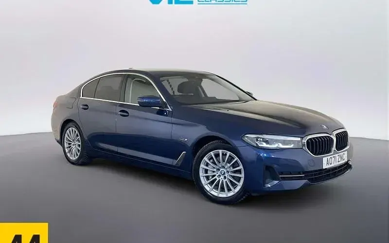 Usado BMW 530e 292 HP (214 kW) 2023 Sedan