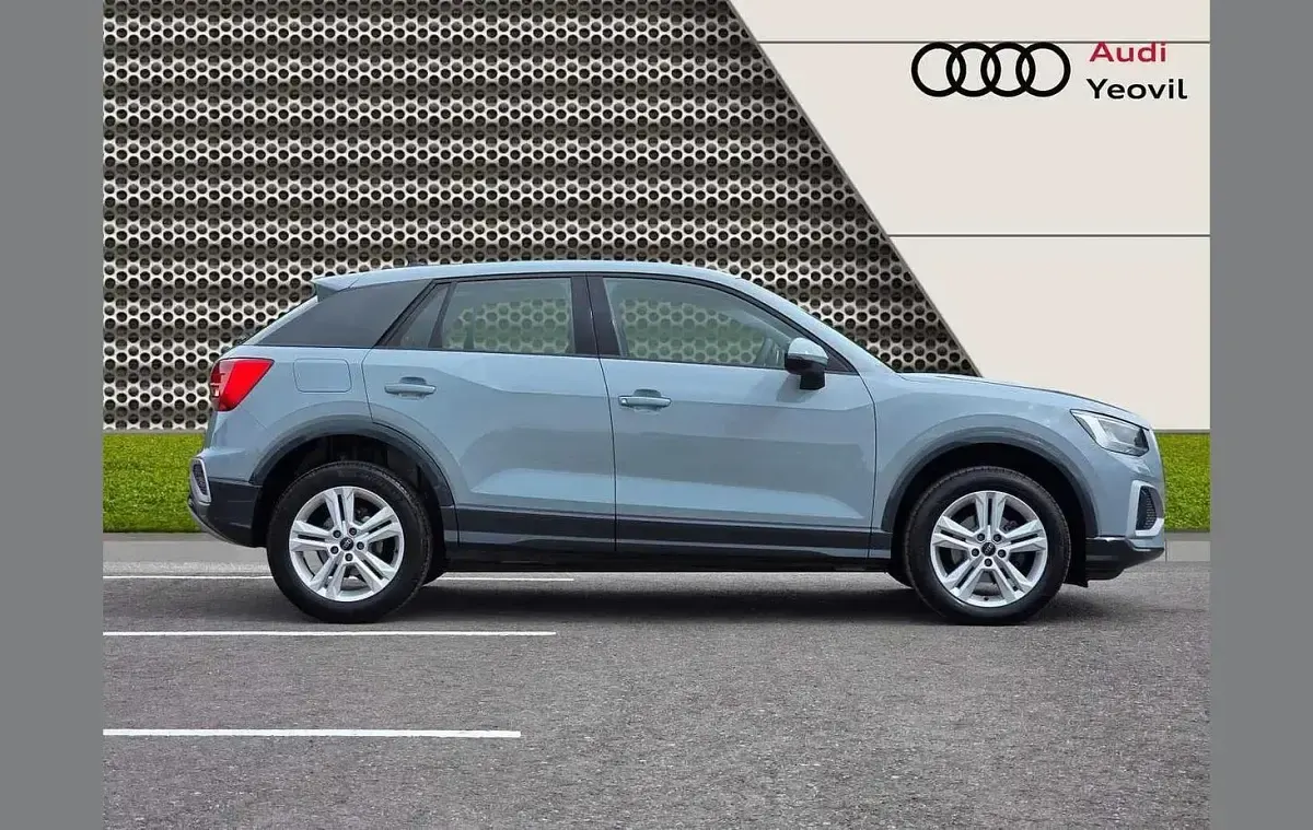 Used Audi Q2 Sport 147 HP (108 kW) 2024 Grey SUV