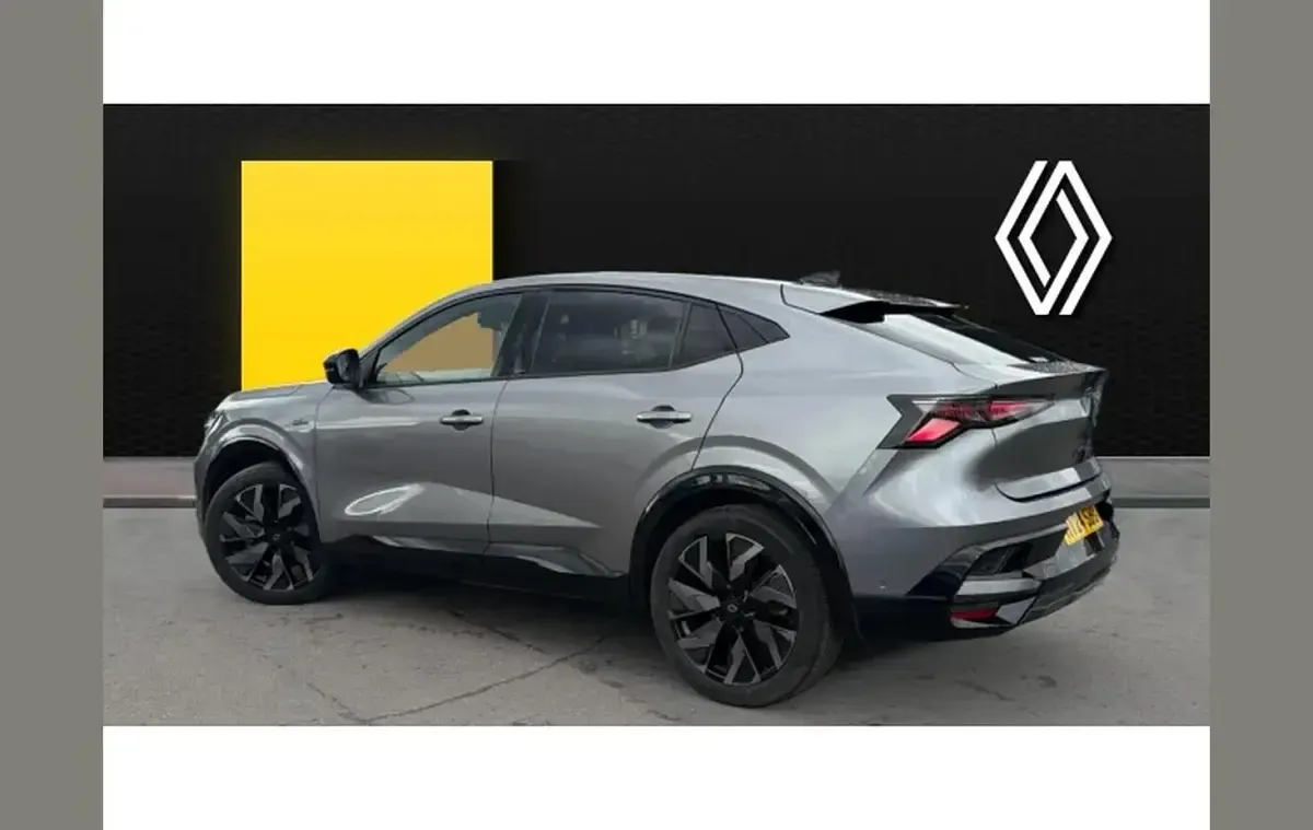 Used Renault Rafale Iconic Esprit Alpine 300 HP (220 kW) 2024 Other SUV