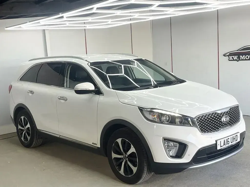 Used Kia Sorento 197 HP (144 kW) 2016 White SUV