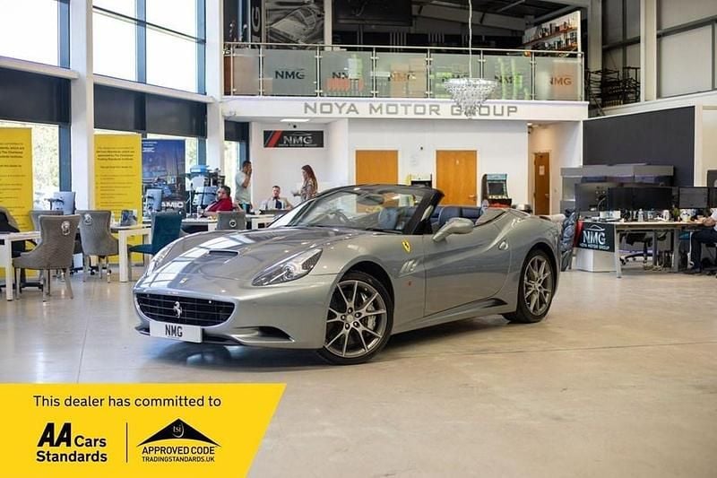 Silver Used 2011 Ferrari California Cabriolet | £59,990 - Image 1/1