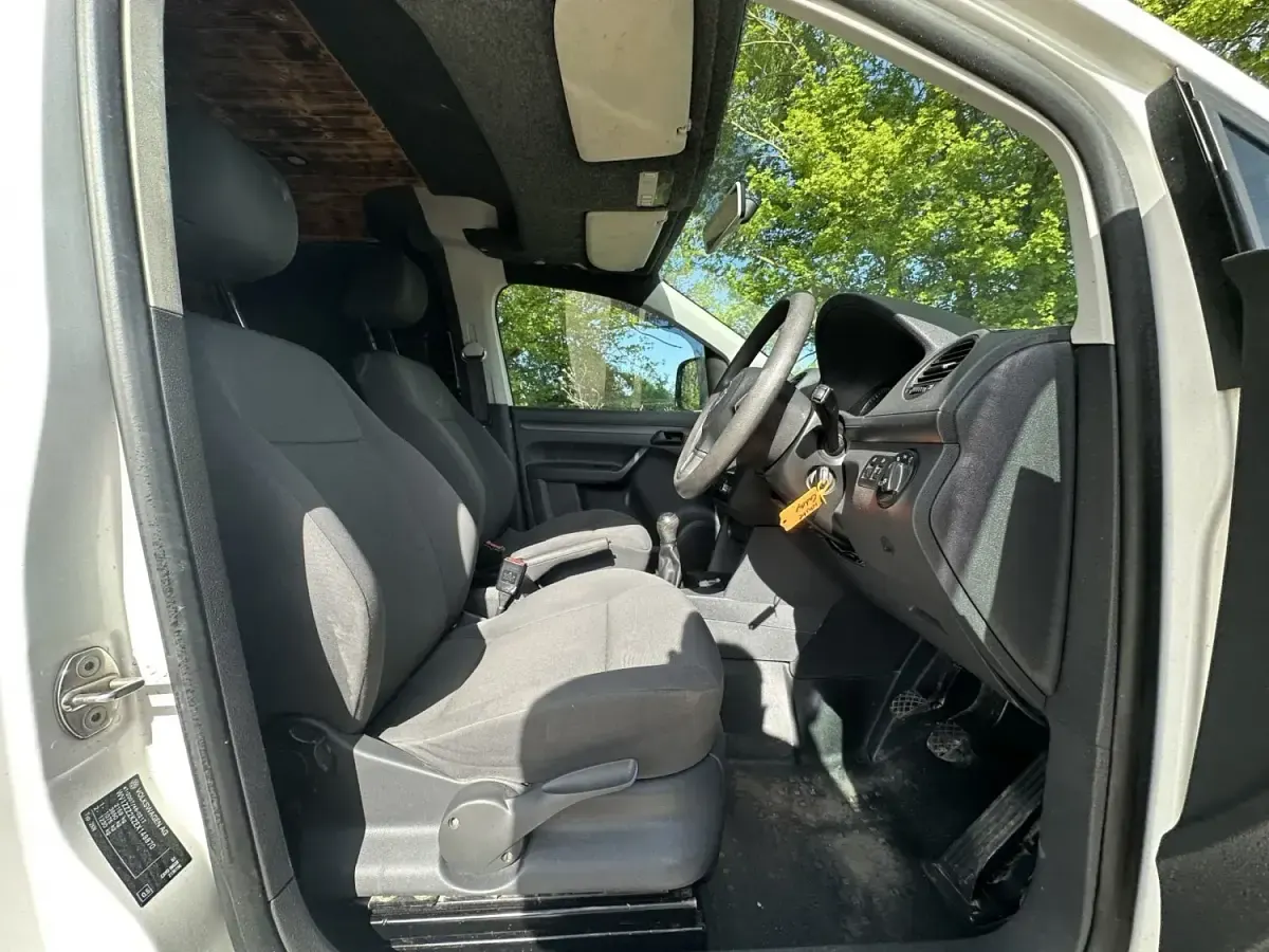 Begagnad VW Caddy Trendline 2014 Vit Minibuss