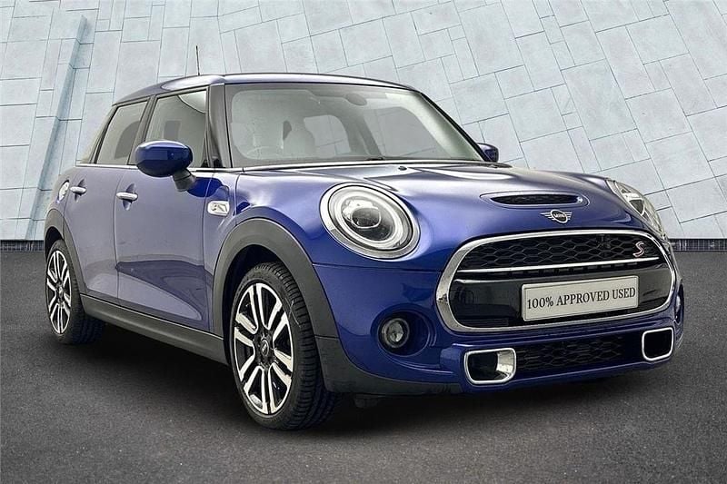 Blue Used 2019 Mini Cooper S Exclusive Hatchback | £15,495 (Fair price) - Image 1/4