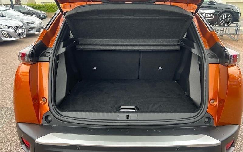 Second-hand Peugeot 2008 Allure 101 CP (74 kW) 2020 Portocaliu SUV