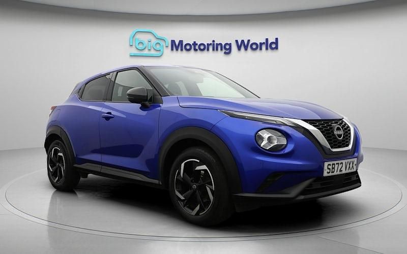 Used Nissan Juke N-Connecta 114 HP (83 kW) 2023 Blue SUV