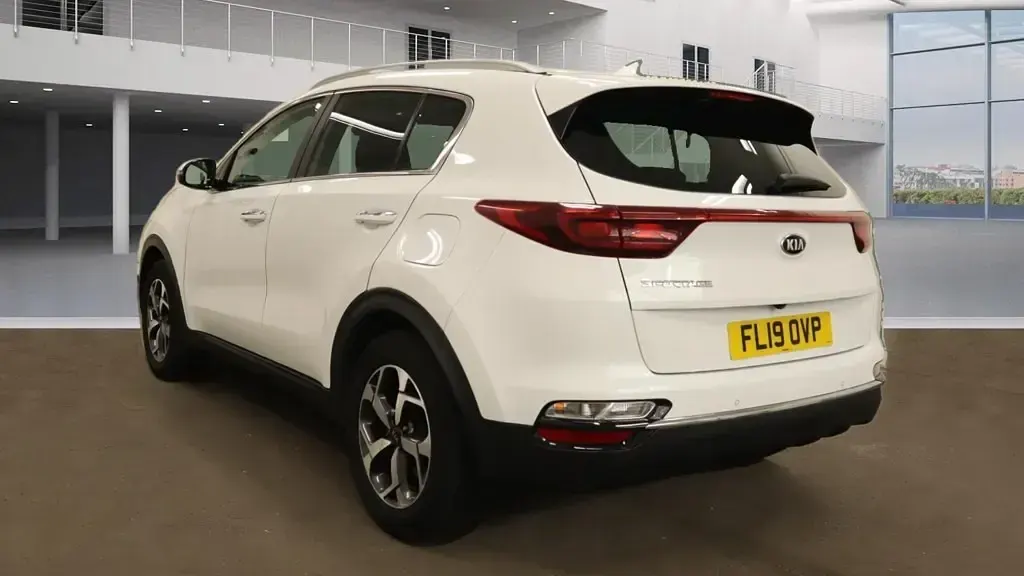 Used Kia Sportage 134 HP (98 kW) 2019 White SUV
