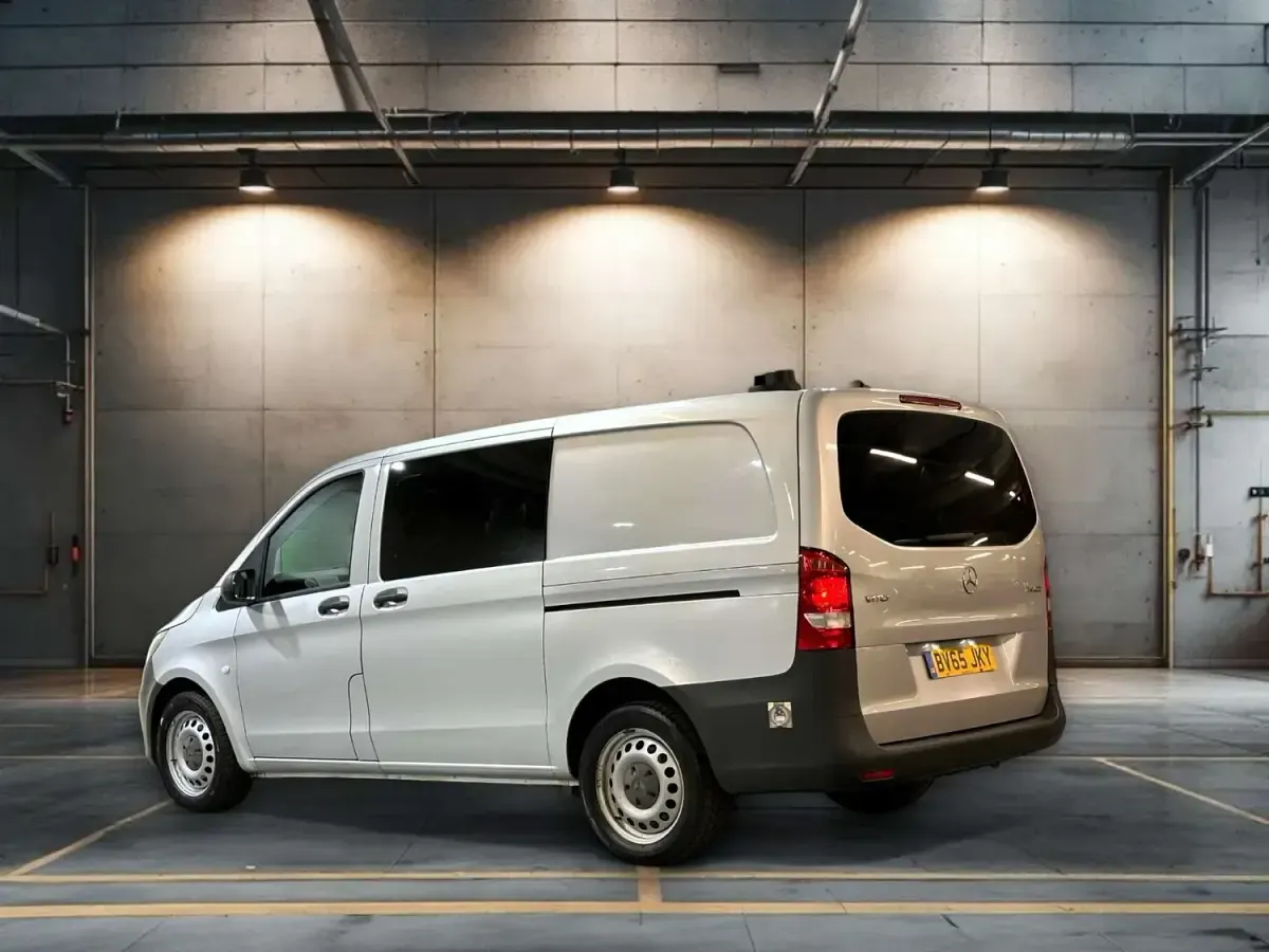 Used Mercedes Vito 136 HP (100 kW) 2015 Silver Van