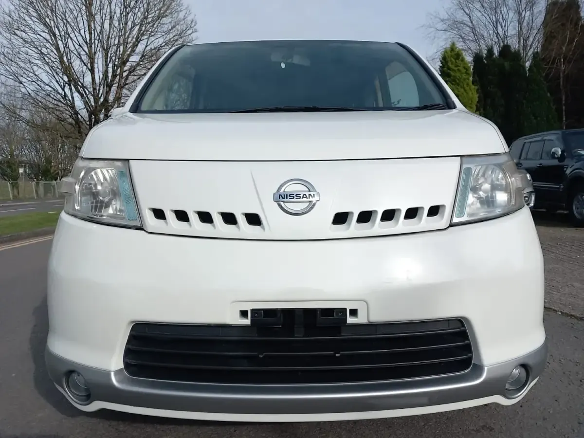 Used Nissan Serena 2006 White MPV