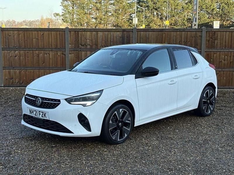 Used Vauxhall Corsa-e Elite 100 kW (136 HP) 2021 White Hatchback