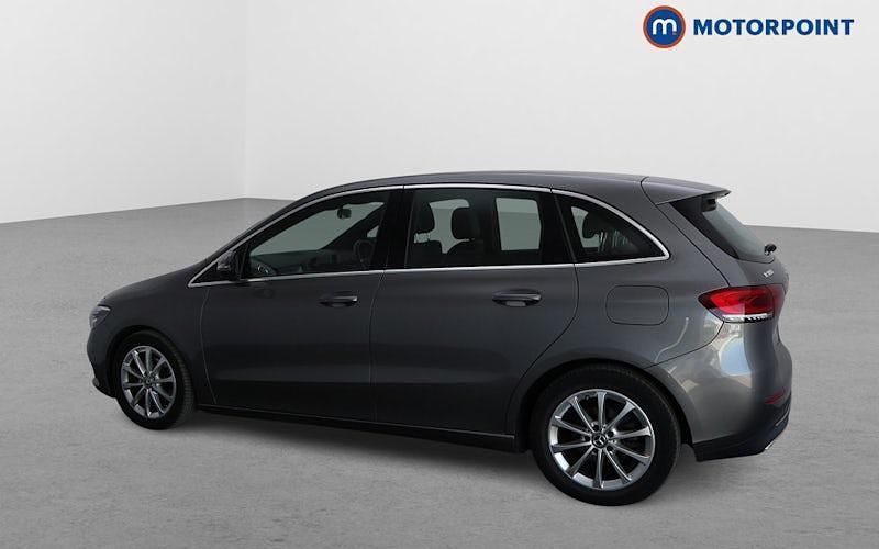 Used 2022 Mercedes B180 MPV | £13,349 (Super price) - Image 1/4