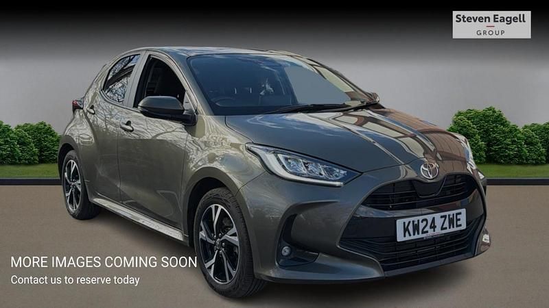 Used Toyota Yaris Hybrid Design 2024 Bronze Hatchback