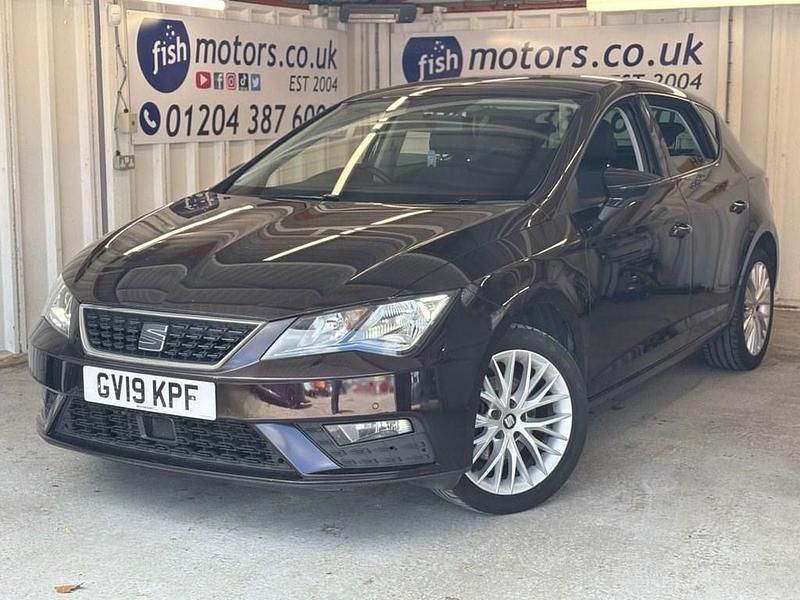 Purple Used 2019 Seat Leon SE Dynamic Hatchback | £8,990 (Fair price) - Image 1/3