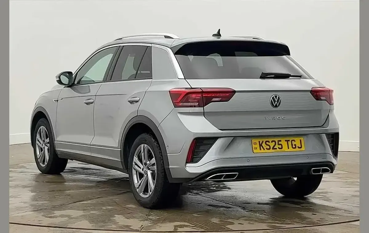 Usado VW T-Roc Cabriolet R-line 147 HP (108 kW) 2025 Prateado SUV
