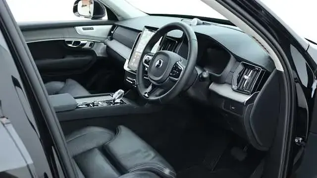 Usado Volvo XC90 Ultra 250 HP (183 kW) 2025 SUV