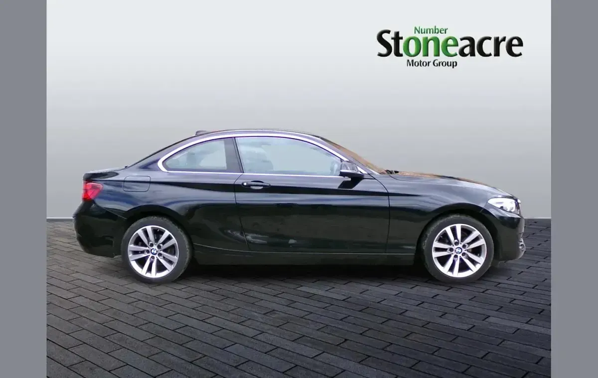 Used BMW 218 Sport Line 134 HP (98 kW) 2019 Black Coupe