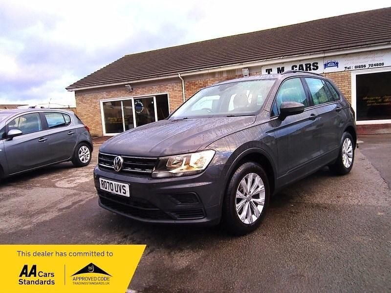 Usado VW Tiguan S 150 HP (110 kW) 2020 Cinzento SUV