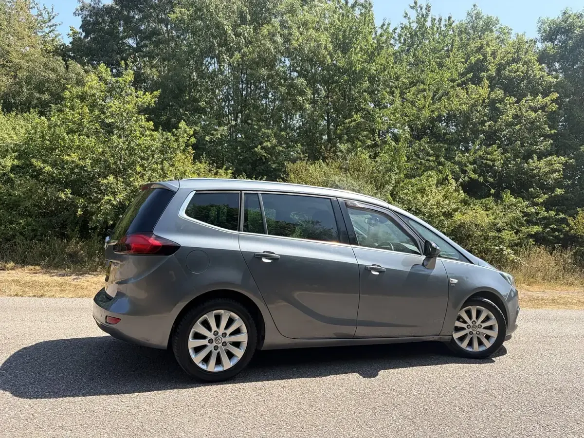 Used Vauxhall Zafira Tourer 2017 Grey MPV