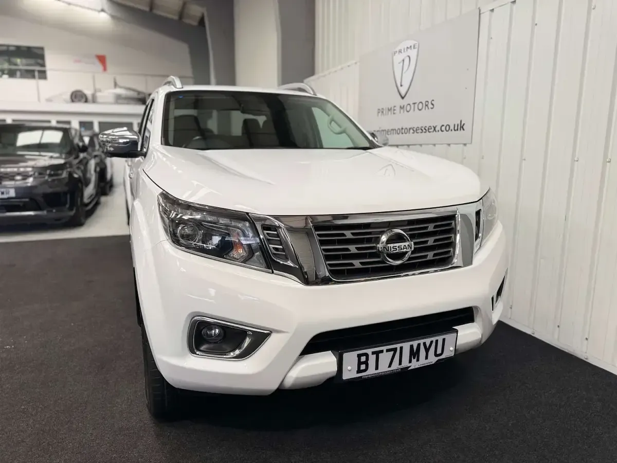 Used Nissan Navara Tekna 2021 White Pickup
