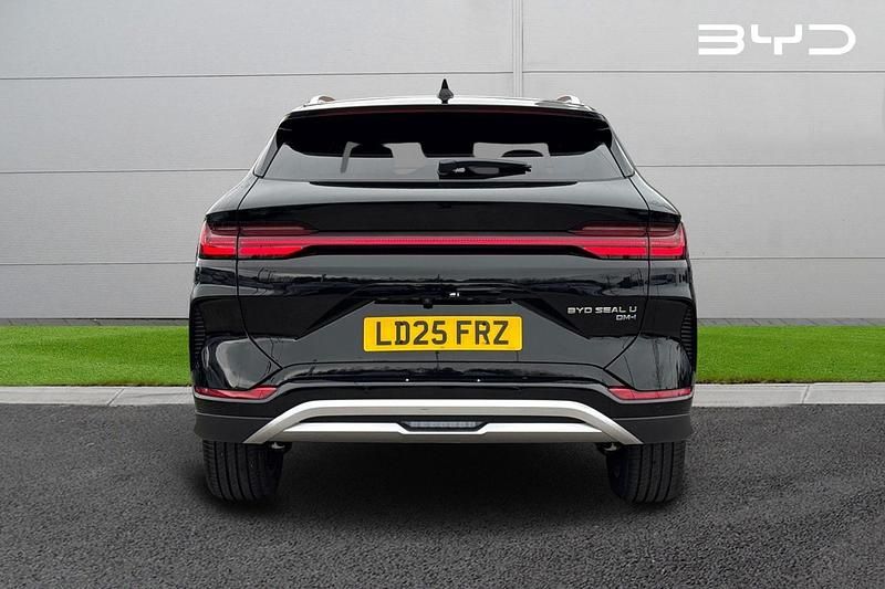 Used BYD Seal U Comfort 323 HP (237 kW) 2025 Black SUV