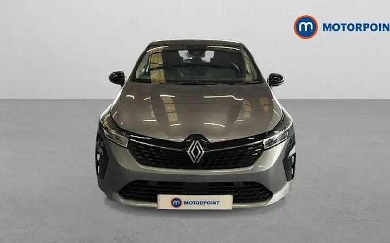 Used Renault Clio Evolution 143 HP (105 kW) 2025 Hatchback