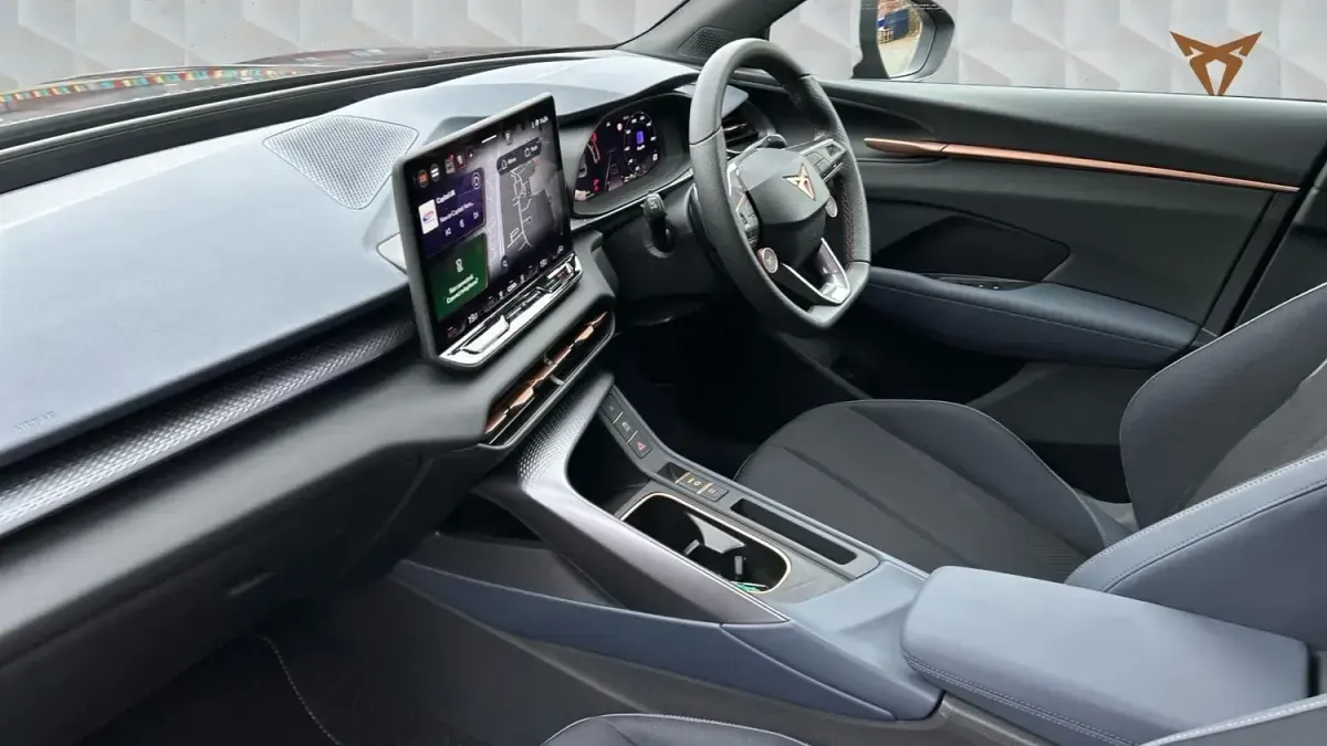 Usado Cupra Terramar 150 CV (110 kW) 2026 Púrpura SUV