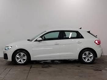 Used Audi A1 Design 95 HP (69 kW) 2021 White SUV