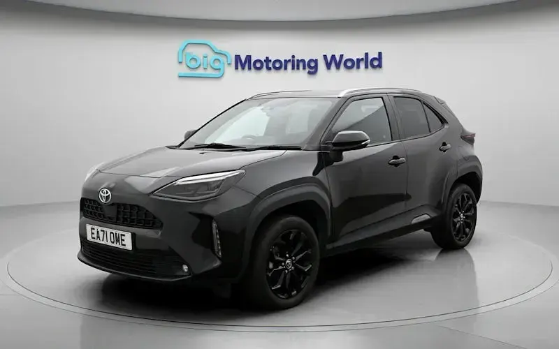 Used Toyota Yaris Hybrid Design 116 HP (85 kW) 2026 Estate
