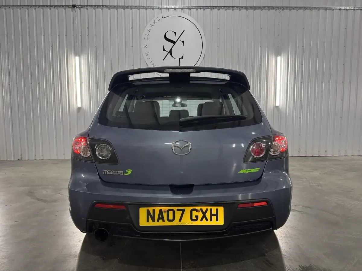 Used Mazda 3 260 HP (191 kW) 2007 Blue Hatchback