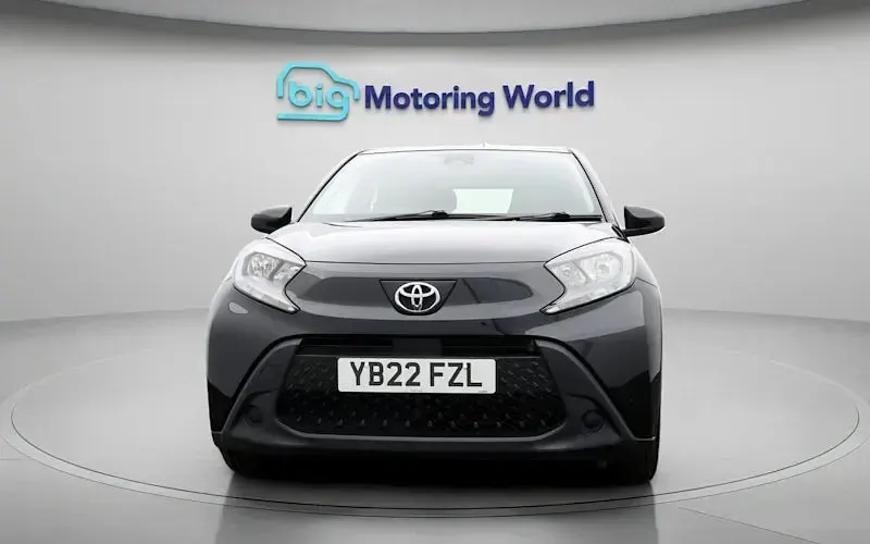 Used Toyota Aygo X PURE 72 HP (52 kW) 2025 SUV