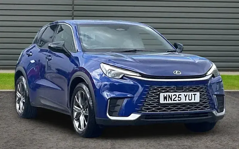 Used Lexus LBX 136 HP (100 kW) 2025 SUV