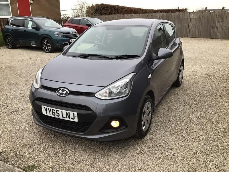 Used Hyundai i10 SE 83 HP (61 kW) 2015 Grey Hatchback