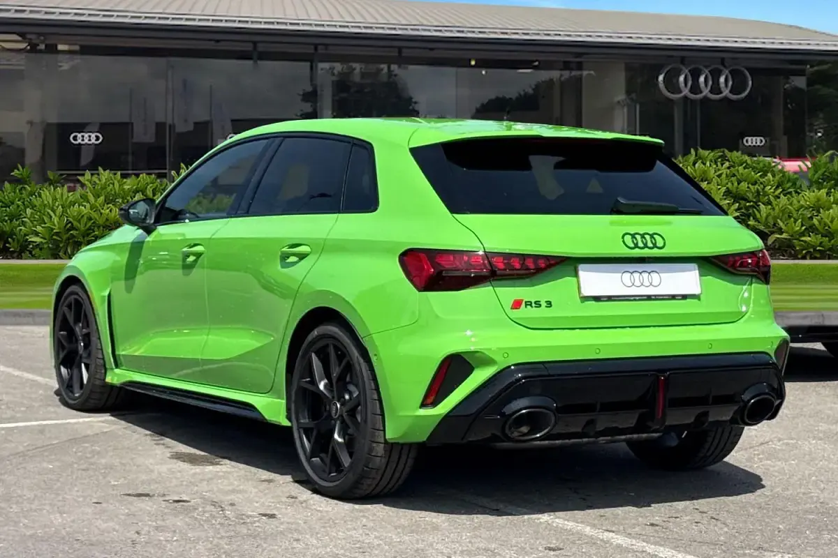 New Audi RS3 Design 400 HP (294 kW) 2026 Green Sedan