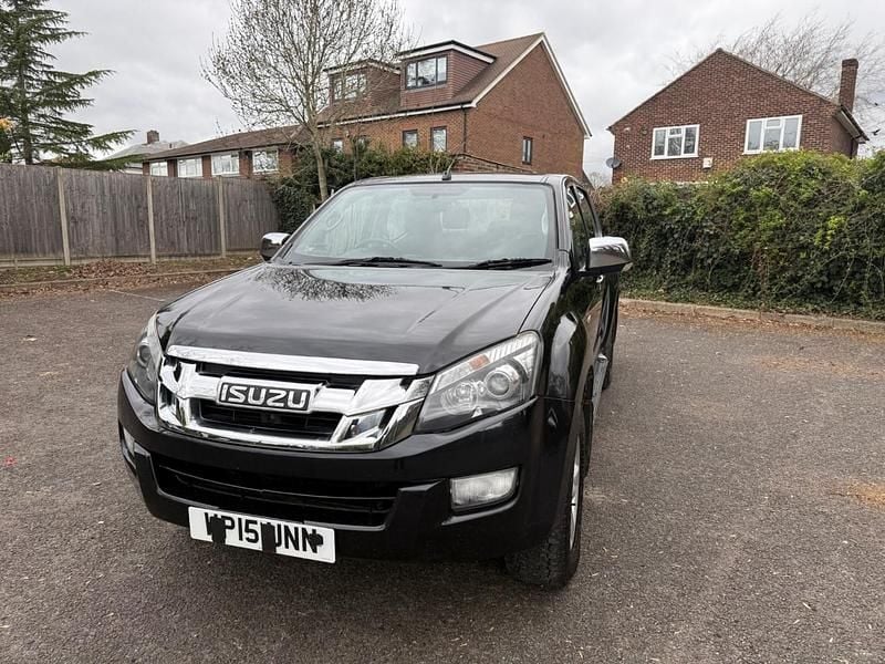 Usado Isuzu D-Max 2015 Preto Pickup