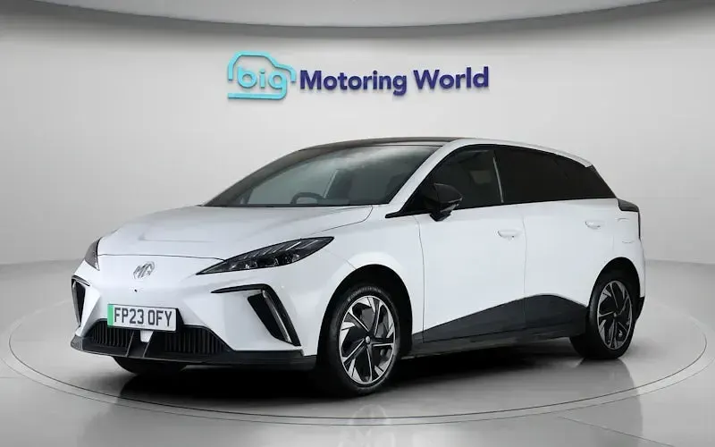 Usado MG MG4 EV Trophy 150 kW (204 HP) 2025 Citadino