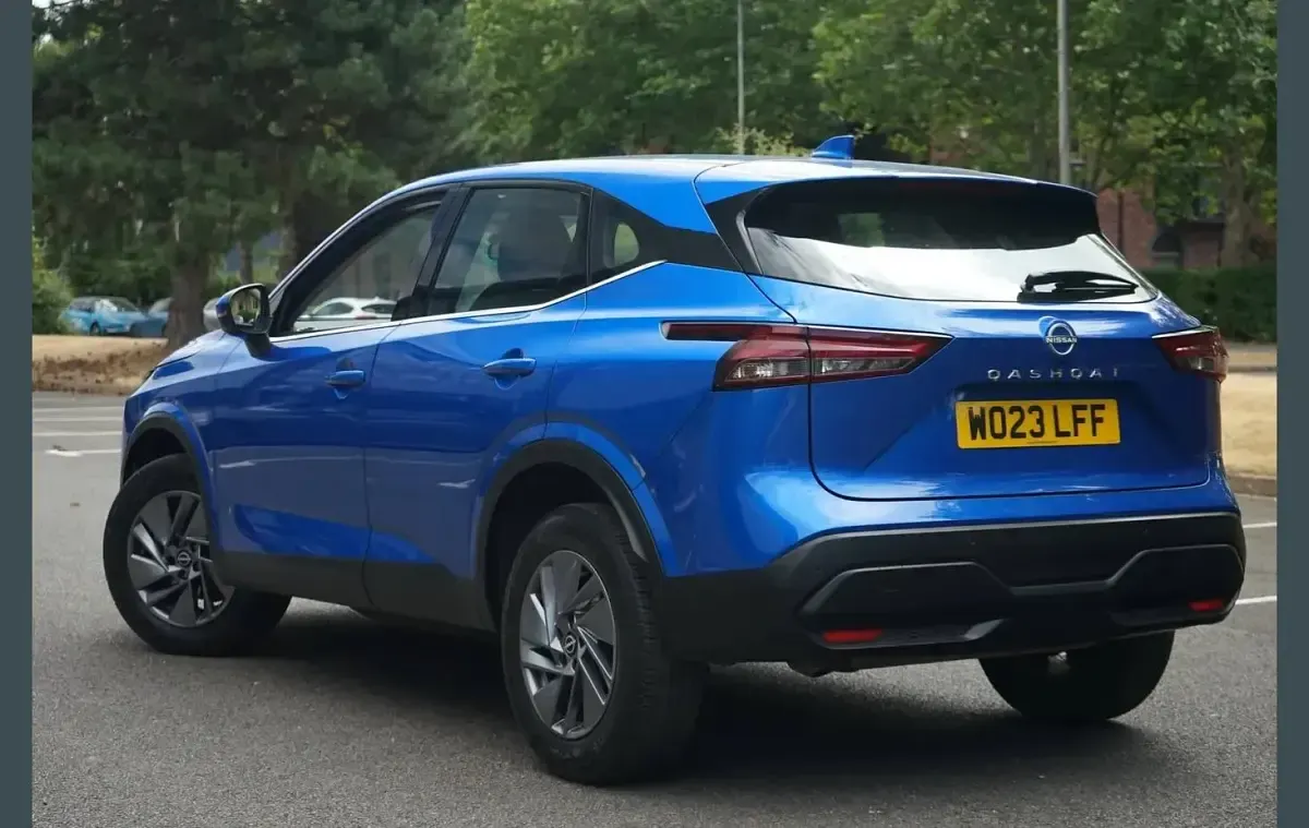 Used Nissan Qashqai Acenta Premium 138 HP (101 kW) 2023 Blue SUV