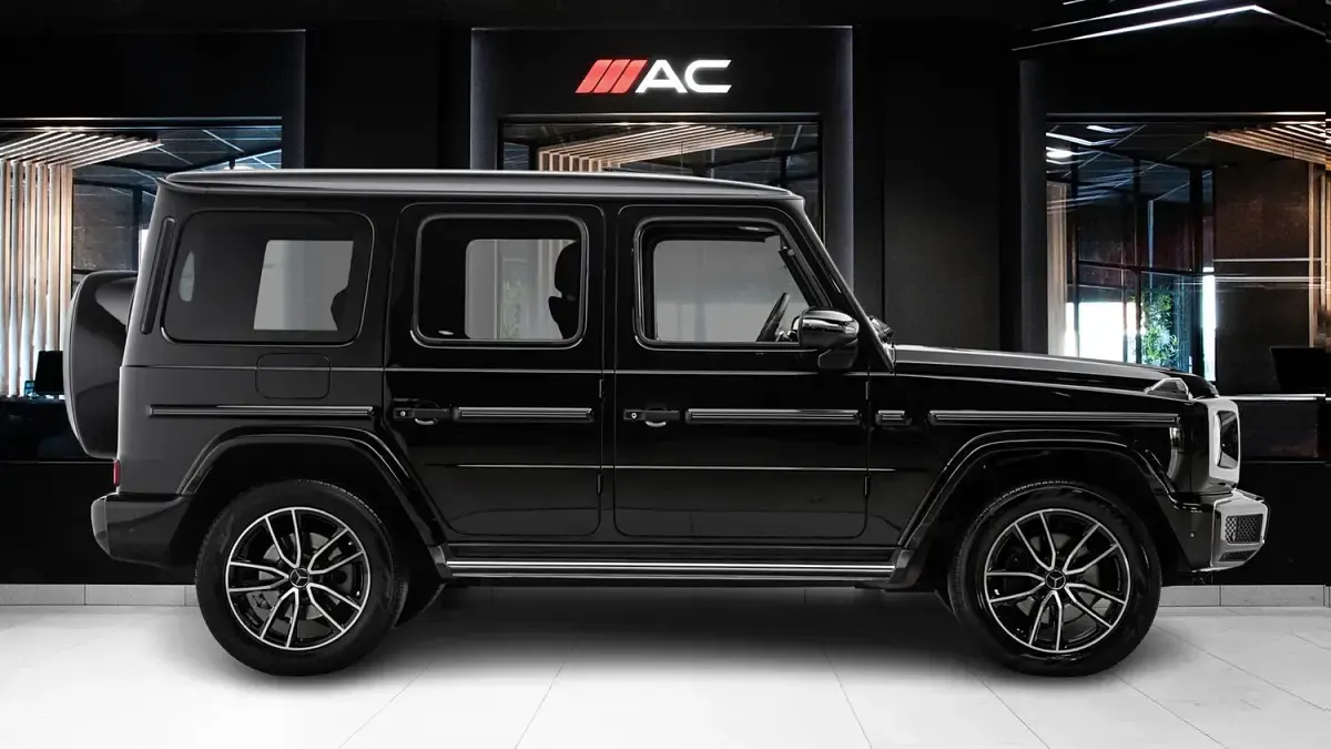 Used Mercedes G400 AMG Line Premium Plus 2022 Black SUV