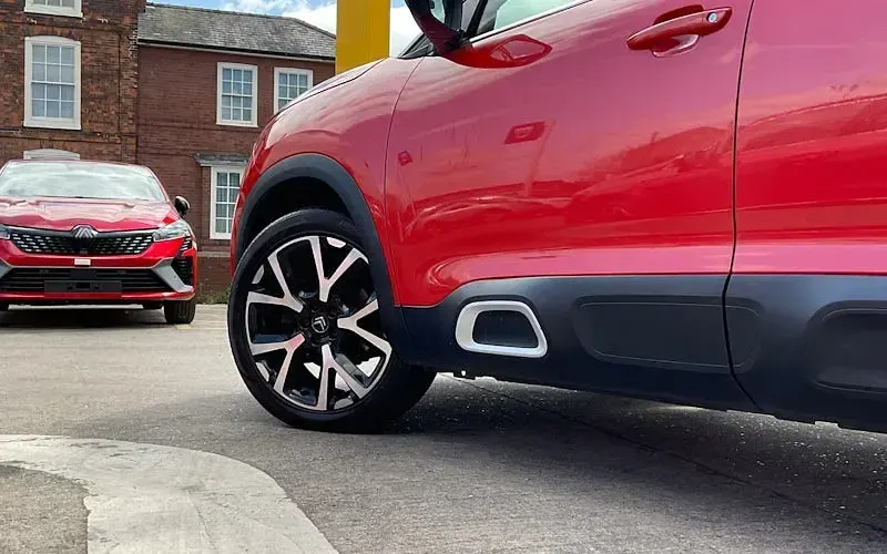 Used Citroën C5 Aircross Flair 131 HP (96 kW) 2019 Red SUV